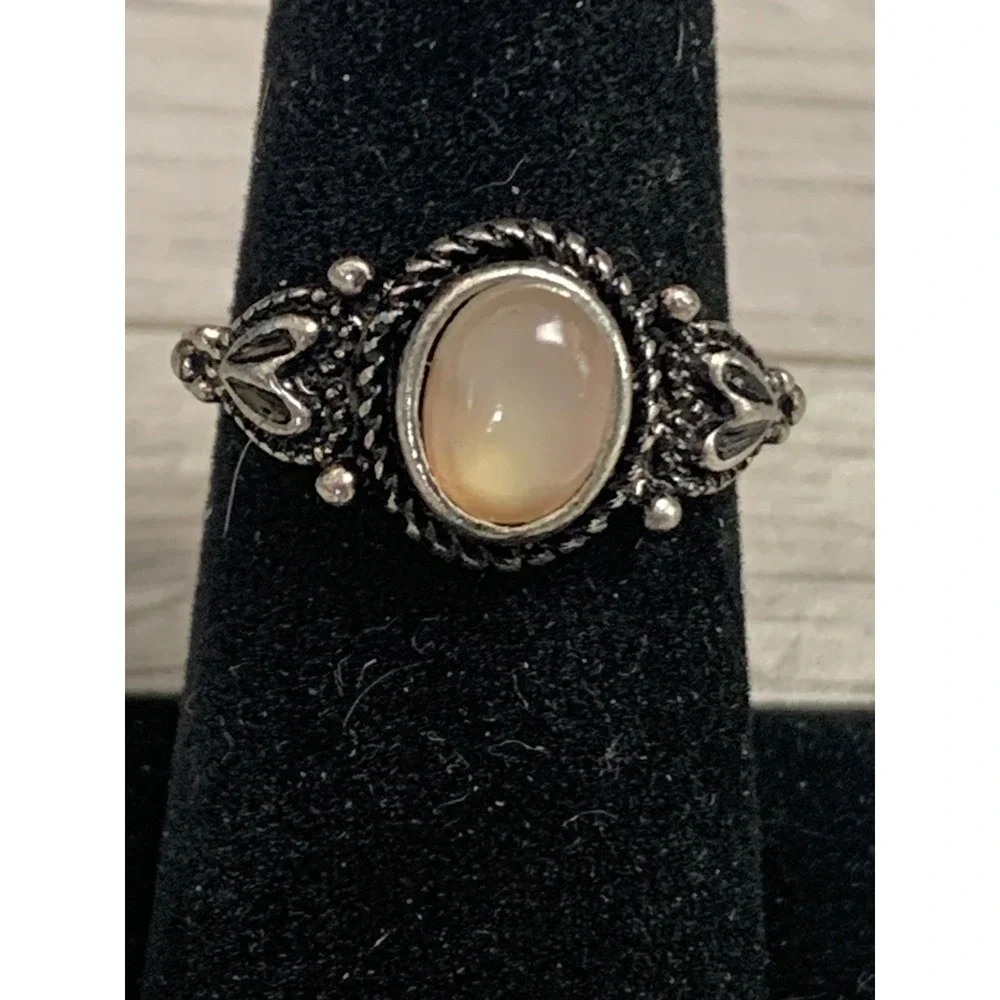 Vintage Style Moonstone Heart Ring Silver Tone Boho Size 7.75 4024